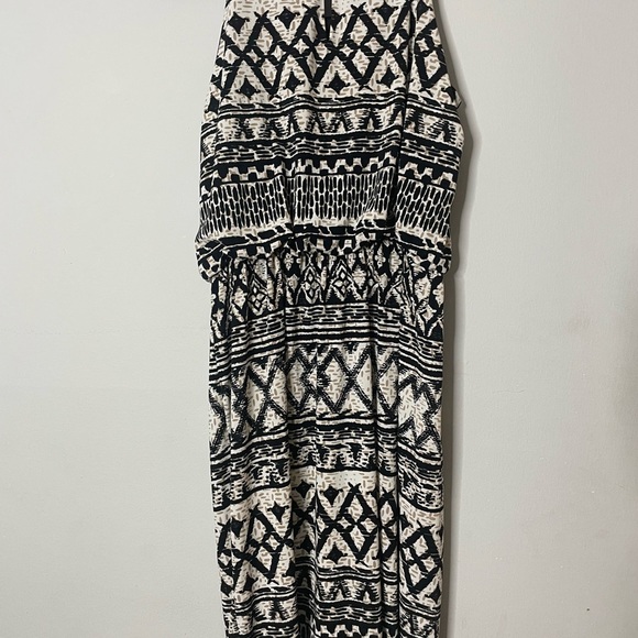 Donna Ricco Black and Cream Geometric Midi Dress - Picture 4 of 9